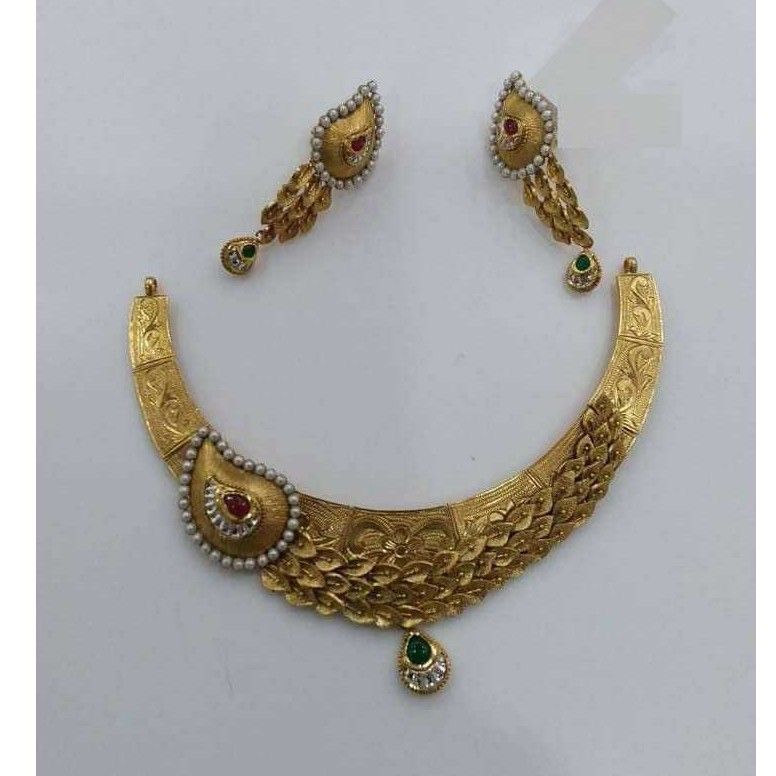 22K Gold Ladies Antique Jadtar Necklace Set