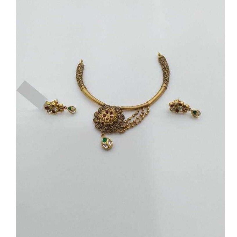 916 Gold Antique Jadtar Charming Necklace Set