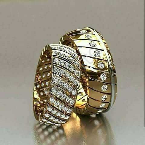 22KT Gold Jadtar Antique Modern Attractive Special Ring