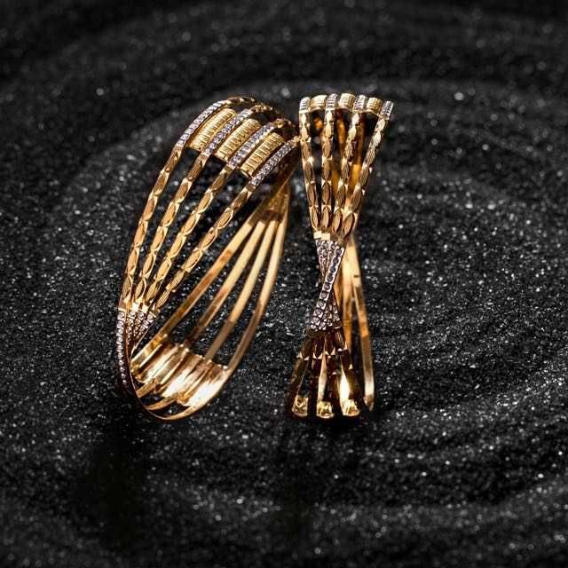 22KT Yellow Gold Ladies Jadtar Modern Trendy Copper Kadli