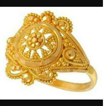 22KT Gold Fancy Ladies Ring