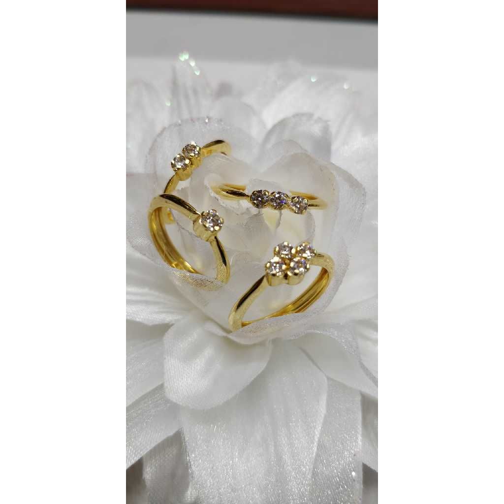 916 Gold CZ Classic Poli Ladies Ring