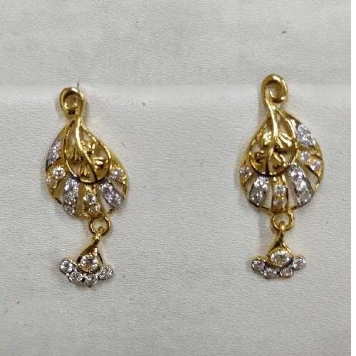 22KT Gold Stylish Ladies Butti