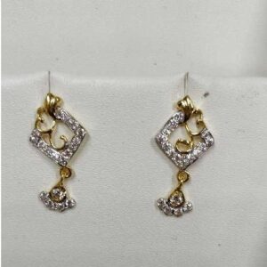 916 Classic Gold Diamond ladies Earrings