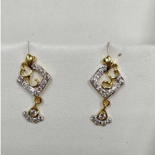 916 Classic Gold Diamond ladies Earrings