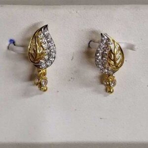 22kt/916 Leaf Shape Gold Diamond Earring