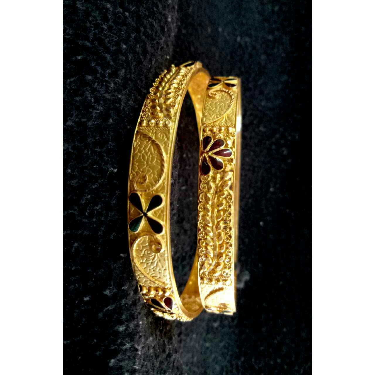 22K / 916 Gold Ladies Indian Attractive Bangles
