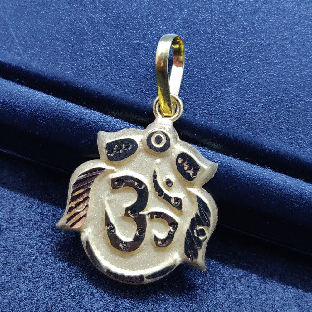 18 ct gold pendant