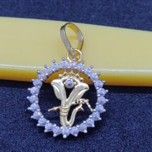 18 ct gold pendant