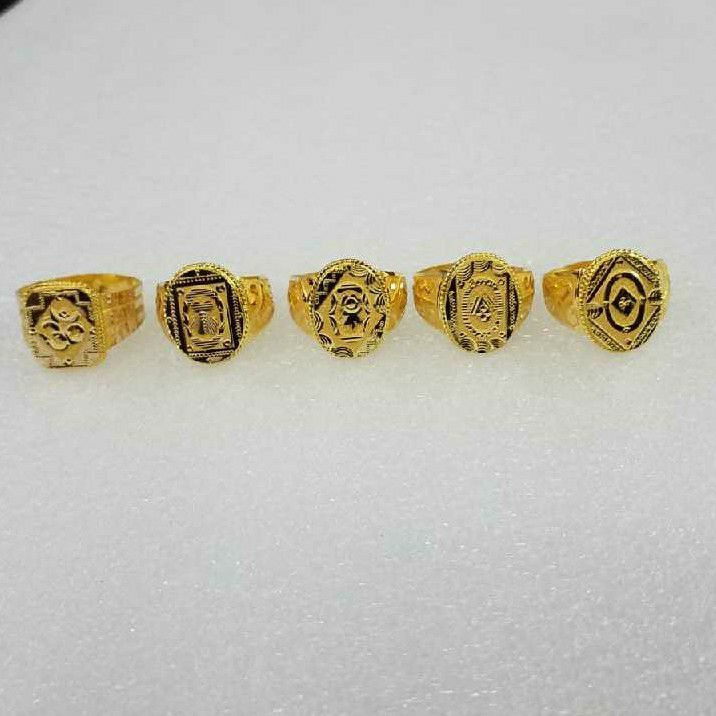 20KT Casual Wear Gold Gents Rings