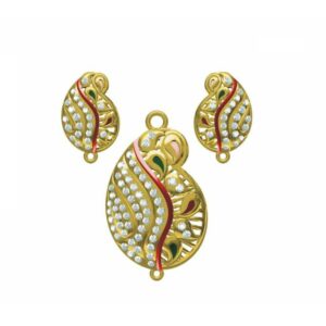 Fancy Gold Pendant Set
