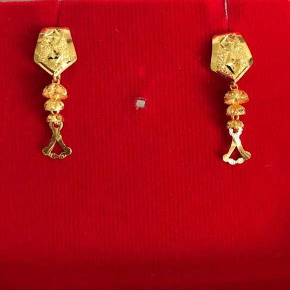22K / 916 Gold Stunning Indian Earrings - Image 2