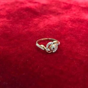 22K Gold Classic Ladies Attractive Ring