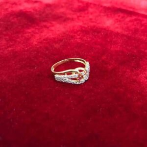 22K Gold Classic Ladies Attractive Ring