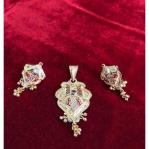 22K / 916 Gold Indian Attractive Pendant Set