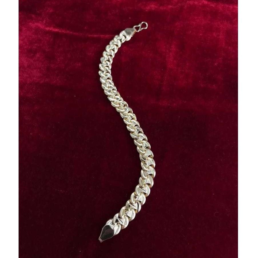 22K Gold Indian Modern Stylish Bracelet