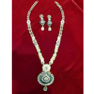 22K Gold Indian Attractive Antique Necklace Set