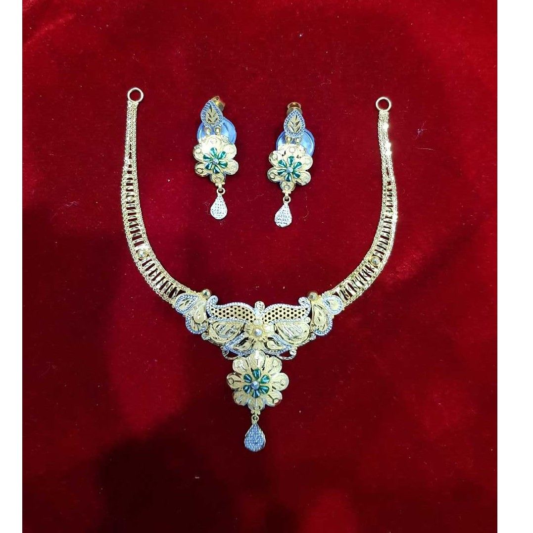 22K / 916 Gold Plain Indian Flower Bombay Set