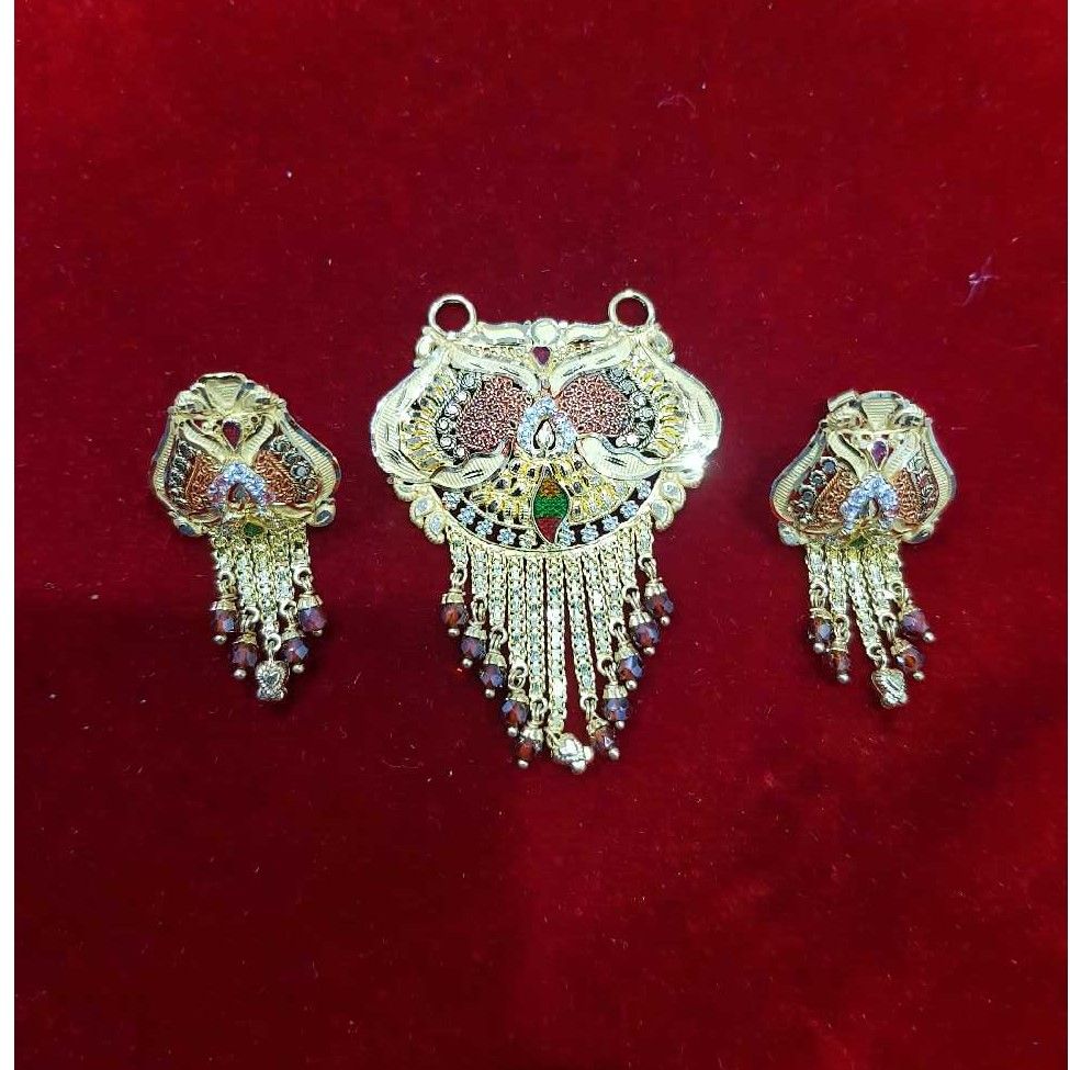 916 Gold Ladies Indian Mangalsutra Pendant Set