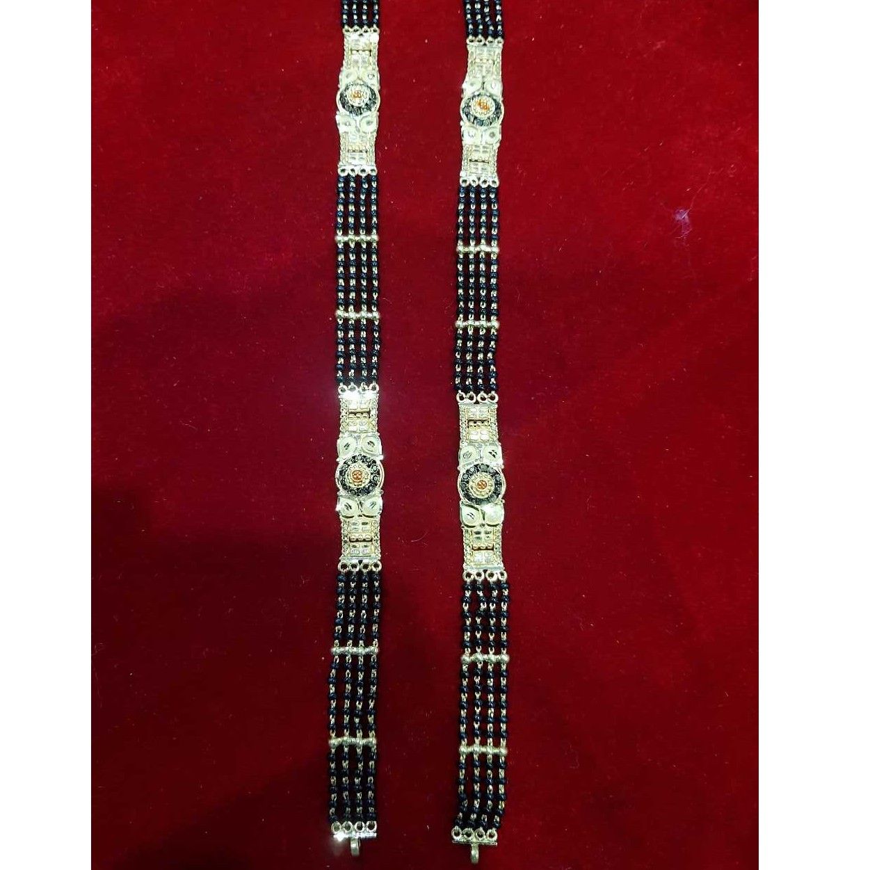 22K / 916 Gold 4 Line Attractive Mangalsutra Chain