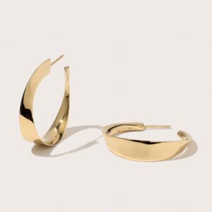 Twisted Wave Hoops