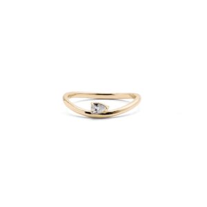 Yellow Gold Ring with Pear-Shaped Diamond