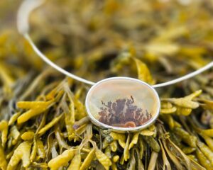 Silver Dendritic Agate Oval Seaweed Necklet