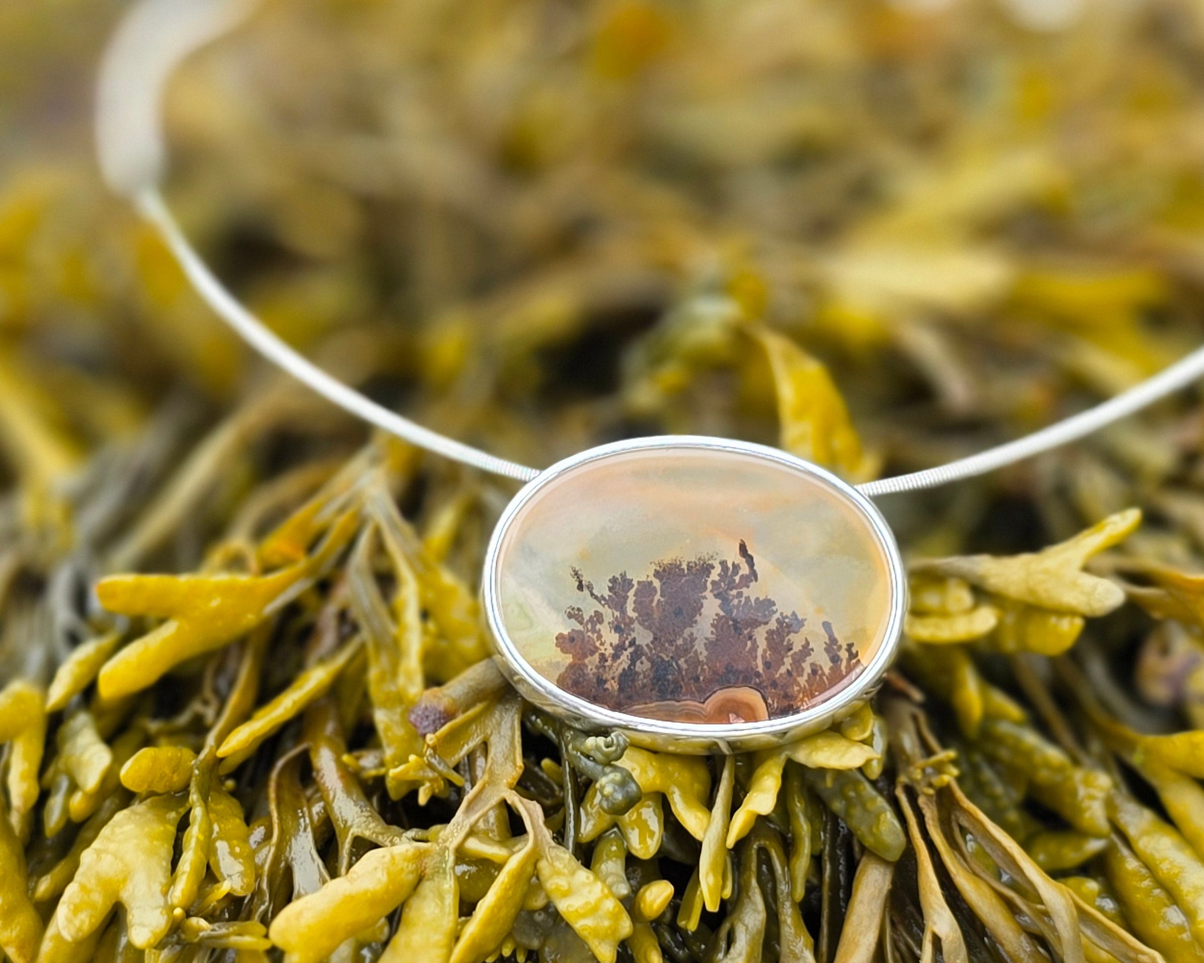 Silver Dendritic Agate Oval Seaweed Necklet
