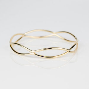 Gold Scallop Bangle