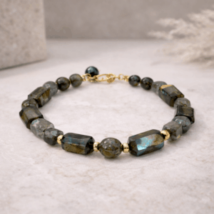 10 Shades of Grey With a Pearl Bracelet