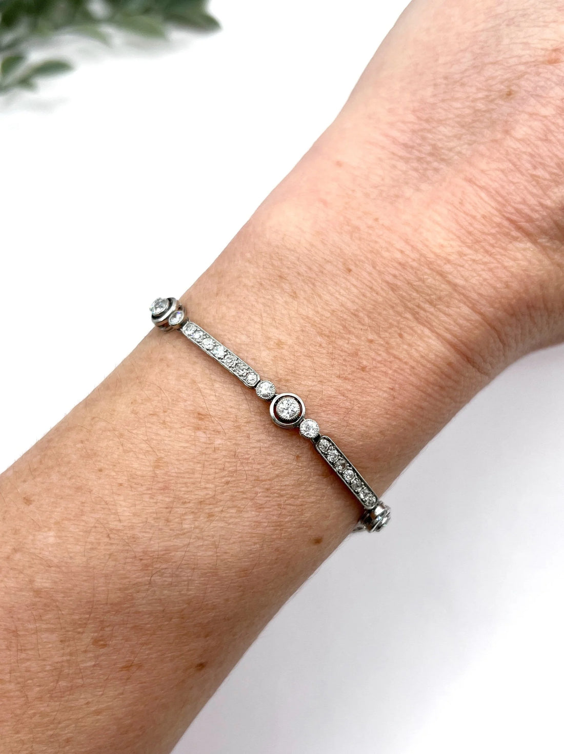 Antique Art Deco Platinum Diamond Target Bracelet, 3.00 Carats, Circa 1920 - Image 2