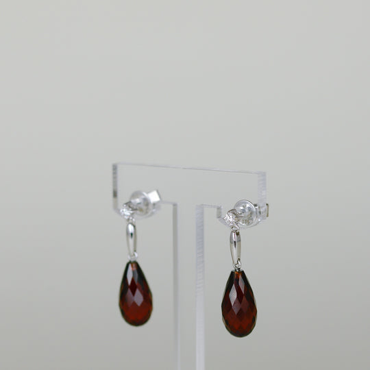 9ct White Gold 14.00ct Pear Briolette Garnet and Diamond Drop Earrings - Image 2