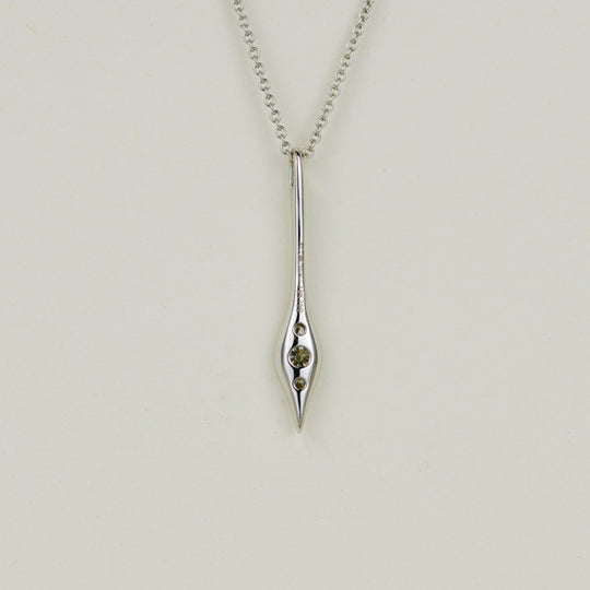 18ct White Gold 0.24ct Diamond Drop Pendant - Image 2