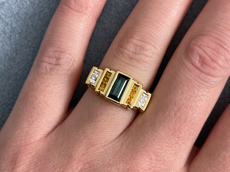 Baguette-cut Engagement Ring - Image 2