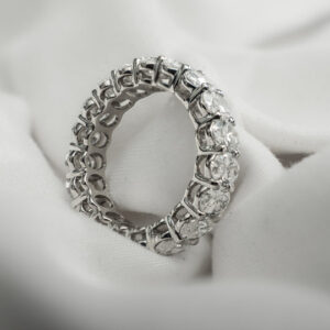 Olivia - 4ct Oval Claw Set 100% Lab Diamond Eternity Ring