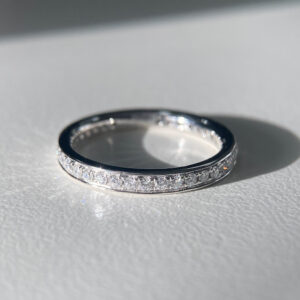 Platinum 2.5mm Full Grain Set Diamond Ring