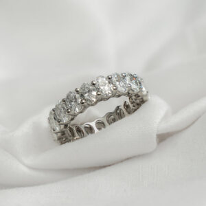 Olivia - 4ct Oval Claw Set 100% Lab Diamond Eternity Ring